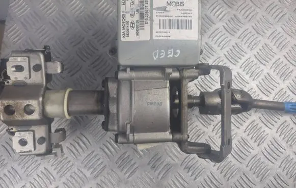 KIA Ceed Steering wheel axle set 563001H100 1H56300100 4HED0706