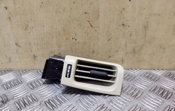 Volvo XC60 Dashboard side air vent grill/cover trim 30671771