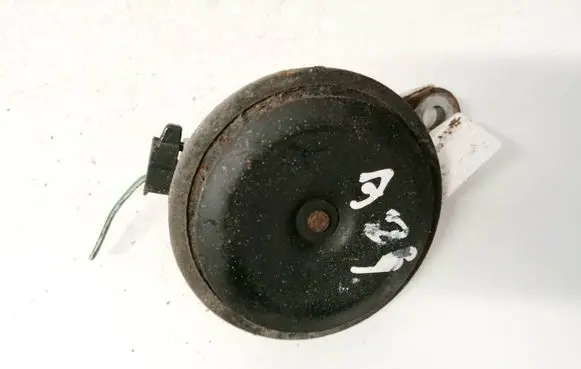 Toyota Avensis T250 Horn signal
