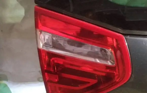 Citroen C4 I Picasso Tailgate rear/tail lights