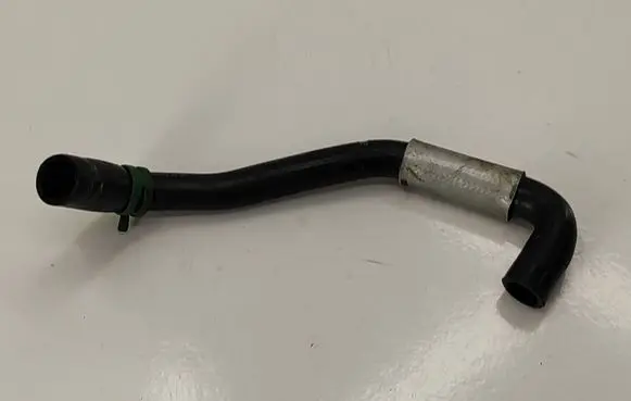 Renault Trafic III (X82) Engine coolant pipe/hose