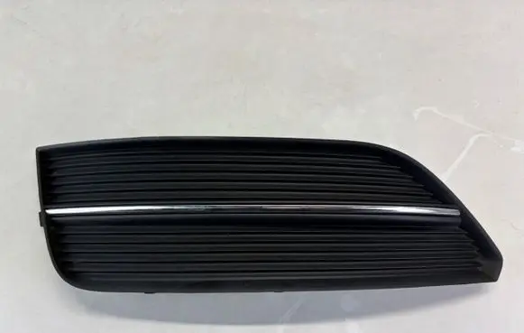 Audi A3 S3 8V Front bumper lower grill 8V3807681 K3385