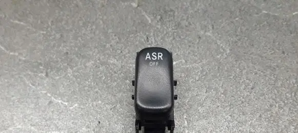 Mercedes-Benz E W210 Fog light switch 2108202810