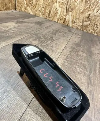 Mercedes-Benz CLS C219 Phone A2198230311