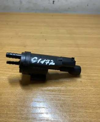Mercedes-Benz C W204 Turbo solenoid valve 0025497097 C1172