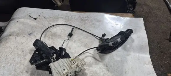 Mercedes-Benz R W251 Rear door lock