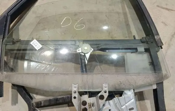 Audi A4 S4 B5 8D Rear door window glass AS2