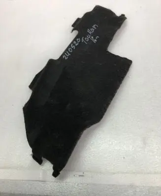 Volkswagen Touran III Other engine bay part 517863083a