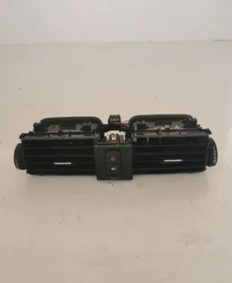 BMW 3 F30 F35 F31 Dash center air vent grill 9347436