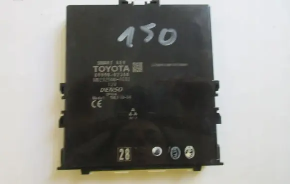 Toyota Auris E180 Keyless (KESSY) go control unit/module 8999002380