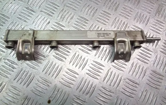 Ford C-MAX I Fuel main line pipe 4M5G-9D280-DA