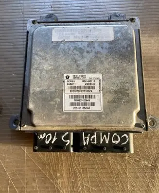 Jeep Compass Engine control unit/module 28218730 R0414A011A P05150352AF