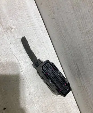 KIA Sportage ABS module connector plug 9-2209520-9