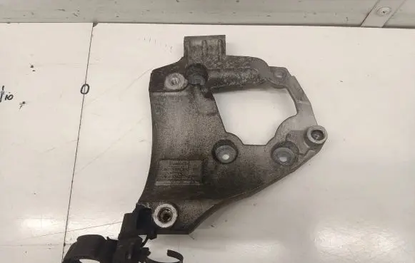 Ford Focus A/C compressor mount bracket JX6Q10K360AA