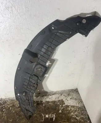 Radiator trim