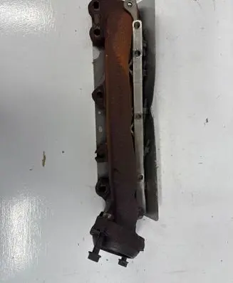 Exhaust manifold