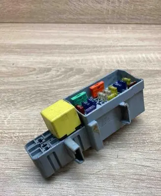 Renault Megane I Fuse box set 8200051112 13251