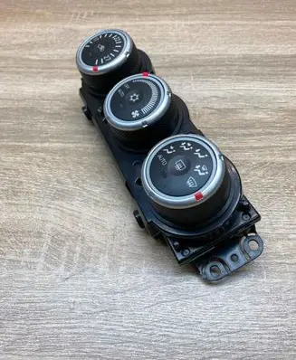 Mitsubishi Outlander Climate control unit 7820A115XA 3853249