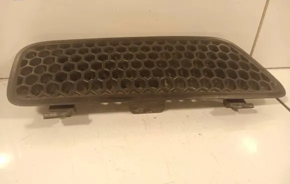 Renault Scenic I Front bumper lower grill 7700428467