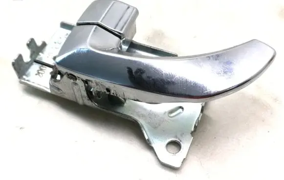 KIA Sorento Front door interior handle