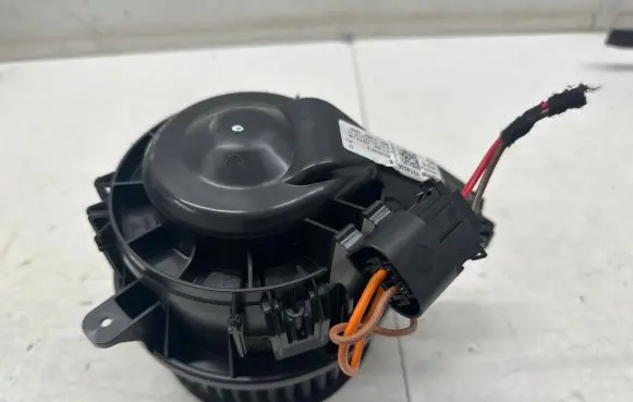 Skoda Kamiq Heater fan/blower T27453B