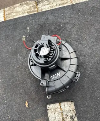 Opel Astra H Heater fan/blower 52421335 5591E11 5591E12