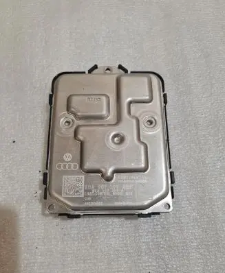 Porsche Cayenne (9Y0 9Y3) Headlight ballast module Xenon 80A907399A