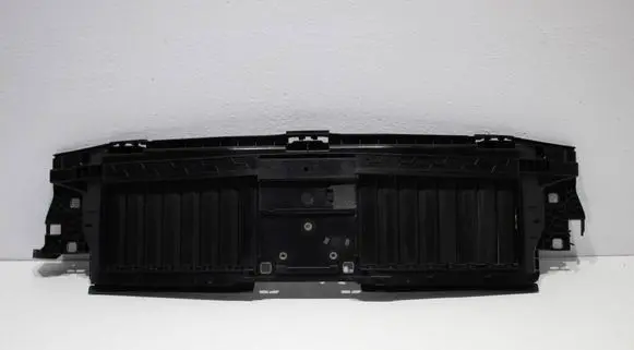 Mercedes-Benz CLE C236 Intercooler air guide/duct channel A2365000300 T523851 2335560255298