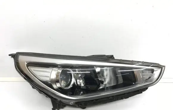 Hyundai i30 Headlight/headlamp 92102G4020 R009G021ZS0