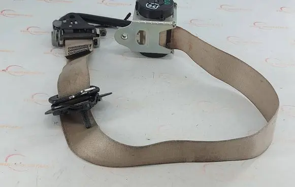 BMW 5 F10 F11 Front seatbelt 610126200B