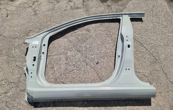Hyundai i20 (GB IB) (B) Pillar trim (exterior) 