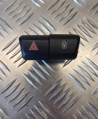Peugeot 208 Hazard light switch 96750916ZD 001462 96750883ZD
