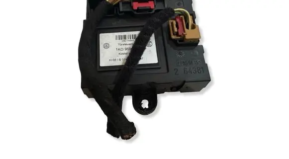 Volkswagen Caddy Door control unit/module 1K0959793