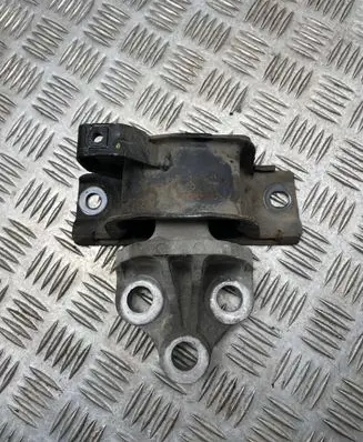 Opel Corsa D Gearbox mount 468646740