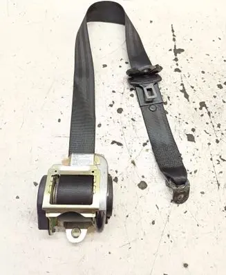 Audi TT Mk1 Front seatbelt 8N7857705D 560548700 09032001