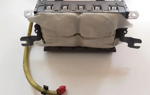 Passenger airbag