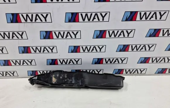 BMW 1 F40 Fender foam support/seal 