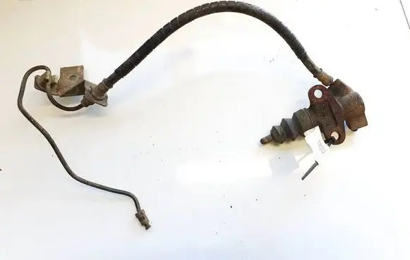 Subaru Legacy Clutch master cylinder 