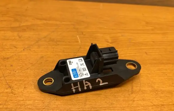 Honda Accord Airbag deployment crash/impact sensor 77970SEDC820M1