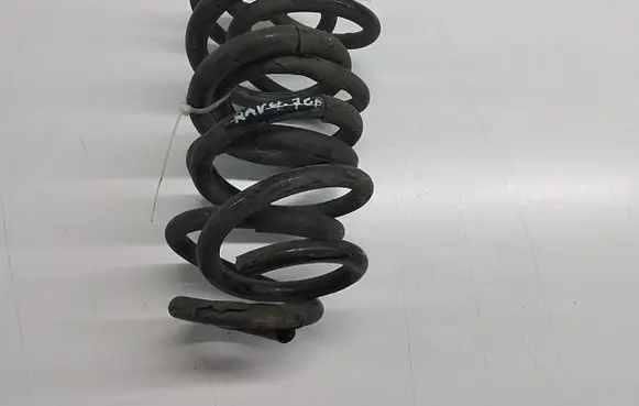 Toyota RAV 4 (XA40) Rear coil spring 4823142420