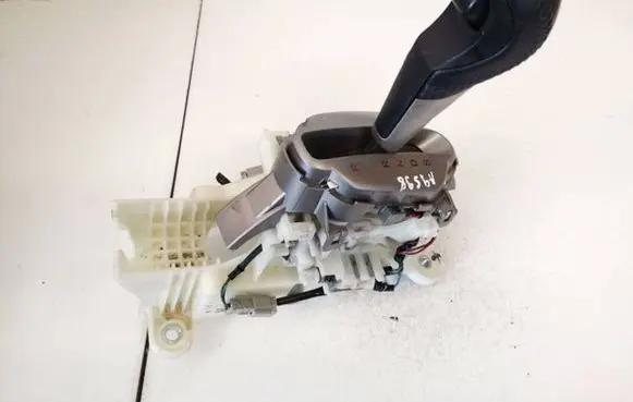 Honda Insight Gear shifter/selector tm8l700 tm8-l700