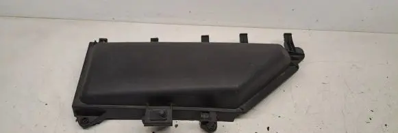 BMW 6 E63 E64 Air filter box cover 6950936