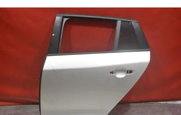 Volvo V60 Rear door 