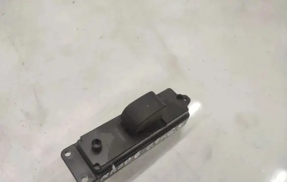 Mazda 6 Electric window control switch GS1E66380 03124620