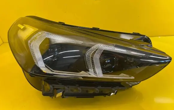 BMW X1 U11 Headlight/headlamp 5A9A232-01