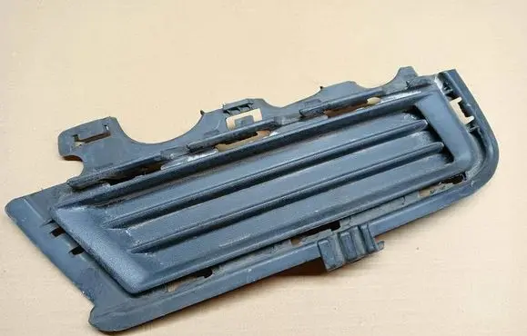 Volkswagen Golf VII Front bumper lower grill 5G0853212D