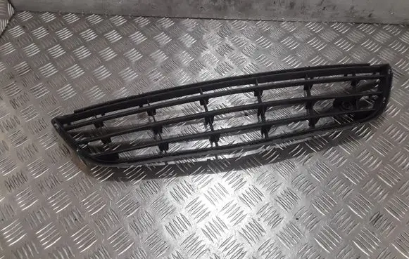 Opel Corsa D Front bumper lower grill 13179942