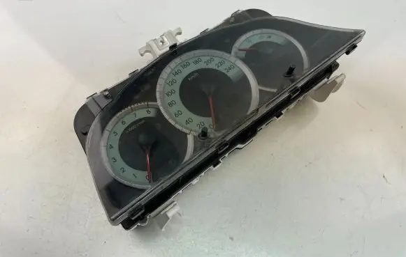 Toyota Corolla Verso AR10 Speedometer (instrument cluster) 838000F040L