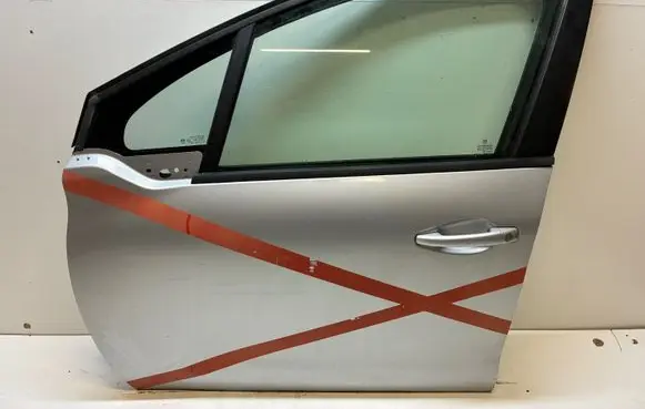 Peugeot 208 I Front door