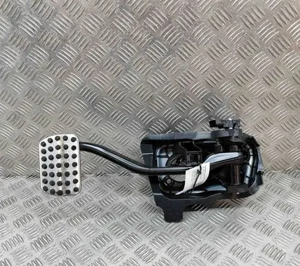 Mercedes-Benz EQC Brake pedal A2132904900 A2052900718